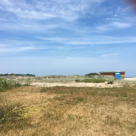 Sea Caravan/camper On The *