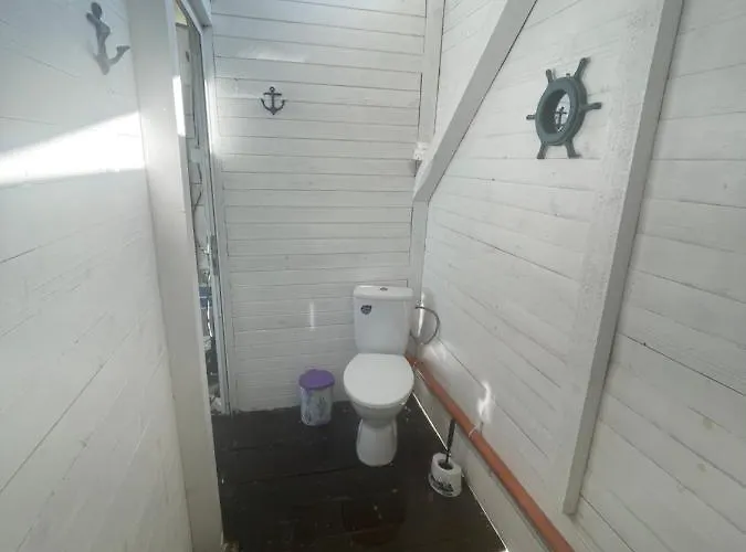 مكان تخييم Sea Caravan/camper On The كيتن